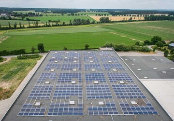 Photovoltaik auf dem Dach der Bauck Mühle