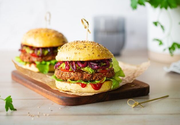 Veganer Hafer BBQ Burger